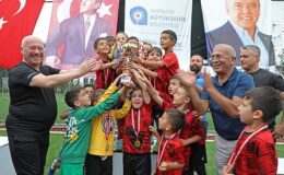 23 Nisan Futbol Turnuvası heyecan kattı