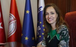 Lider Ünsal: Bu bayram, aydınlık günlerin başlangıcı olsun!