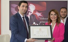 Malkara Belediye Başkanlığına Seçilen Nergiz Karaağaçlı Öztürk Mazbatasını Aldı