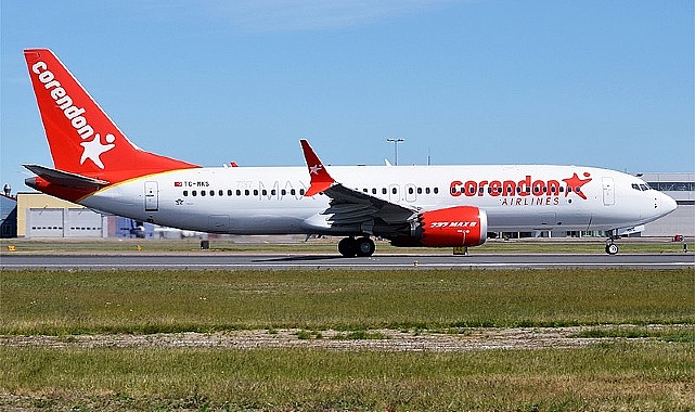Corendon Airlines Uçağının Ön Lastiklerinin Patlamasıyla İlgili Firmadan Birinci Açıklama Geldi