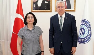 Egeli akademisyen ve takımı ChatGPT’nin ürettiği metinlerin telaffuz tahlilini gerçekleştirecek