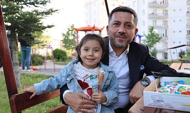 Nevşehir Belediye Başkanı Rasim Arı, 2000 Meskenler ve 15 Temmuz Mahallelerinde belediye gruplarınca gerçekleştirilen yol bakım ve tamirat çalışmalarını inceledi