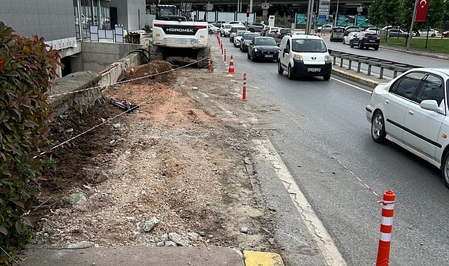 Yol kenarına perde duvar imaline başlandı