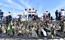 İzmir Körfezinden Sepet de çıktı cep telefonu da