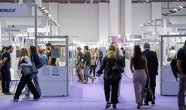 İzmir’de dokumacılık ve moda dalına yeni bir soluk: Üç fuar birebir anda