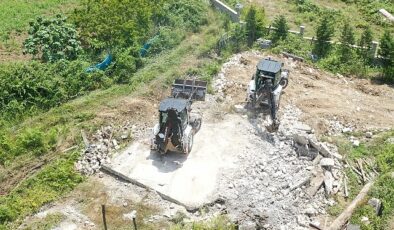 Kandıra Belediyesinin tesirli çalışmaları ile plansız kentleşme ile çaba konusunda başarılı bir süreç yürütülen Kandıra’da kaçak yapıya geçit verilmiyor