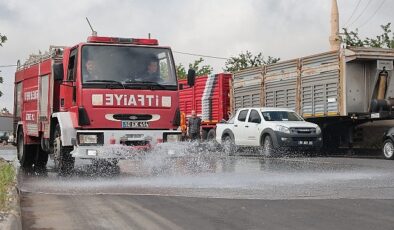 Nevşehir Belediyesi grupları, hafta sonu Yeni Sanayi Sitesi ve Lale Sanayi Sitesi’nde bayram öncesi ayrıntılı paklık, bakım ve tamirat çalışması gerçekleştirdi