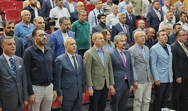 Sivas Kent Kurulu’nun yapılan Olağan Genel Şura Toplantısı’nda Tarihçi-Yazar Ahmet Necip Günaydın oy birliğiyle lider olarak seçildi